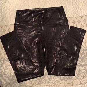 NWT Fabletics Power Hold printed pants